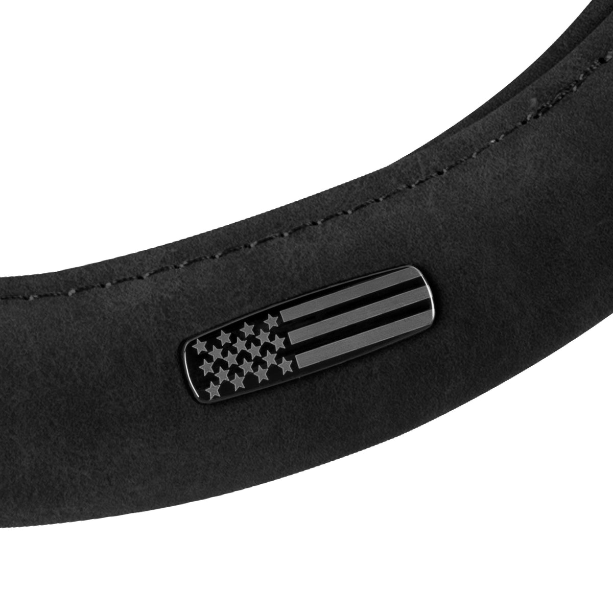 Cat® Honor Line Flux Lederlenkrad Abdeckung w Metall Flag Emblem, Schwarze Lederette, Standard 14.5-15.5 Zoll, Non Slip Komfort, Auto Lenkrad Abdeckung für Auto Truck SUV, Auto Zubehör
