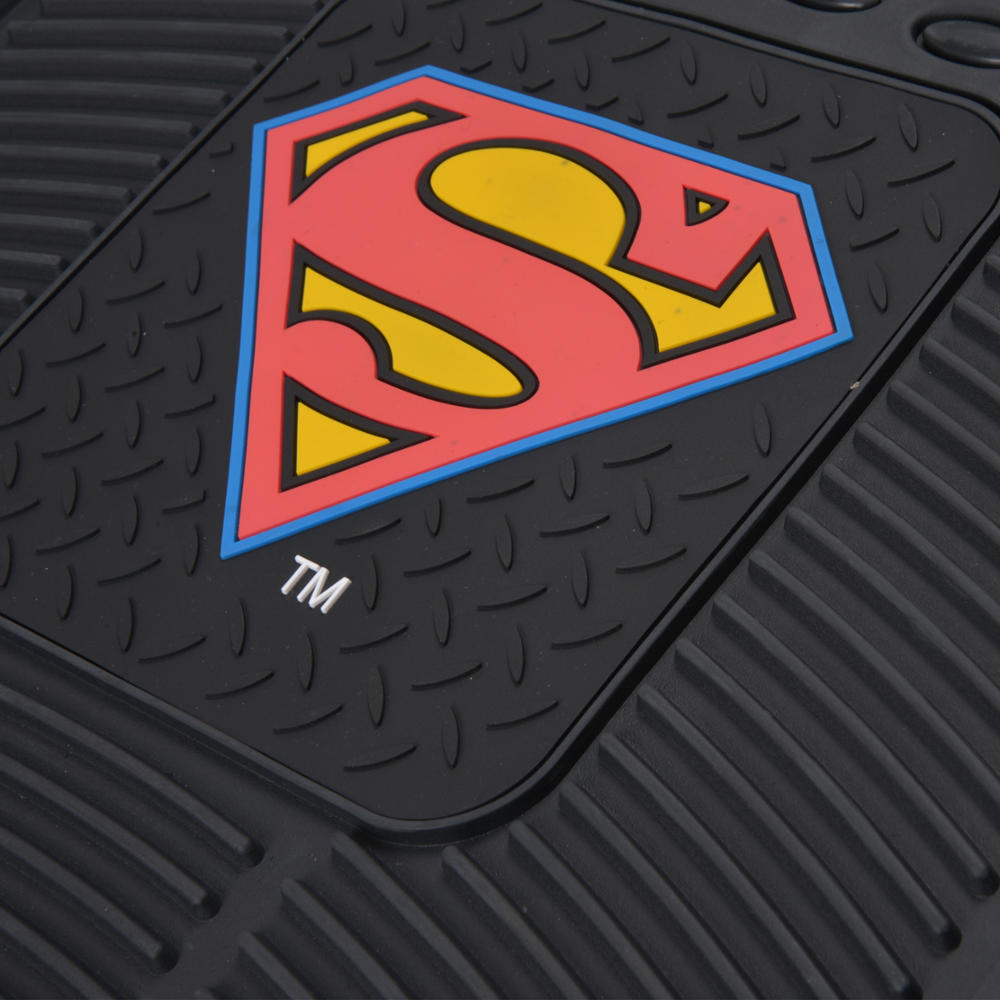 BDK Armored Super Hero Car Floor Matts - Offiziell lizenzierte DC Comics - All Weather Heavy Duty Auto Interieur Liners für Auto Truck Van SUV (Mehrere Stile)