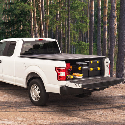 MotorBox Soft Roll-Up Truck Tonneau Abdeckung für 1999-2016 oder 2017-2024 Ford F-250 Super Duty / F-350 mit 6,75 ft Bettlänge, Allwetter-Zurückziehbare LKW-Bettabdeckung mit Black Flag Graphic