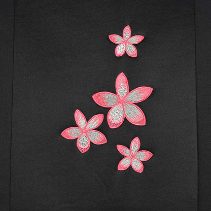 BDK 12-Piece Pink Flowers Vordersitzbezüge, Rücksitzbezug, Sitzgurtpads und Lenkradbezug (Fits 14.5' - 15.5')