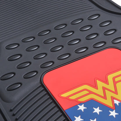 BDK Armored Super Hero Car Floor Matts - Offiziell lizenzierte DC Comics - All Weather Heavy Duty Auto Interieur Liners für Auto Truck Van SUV (Mehrere Stile)