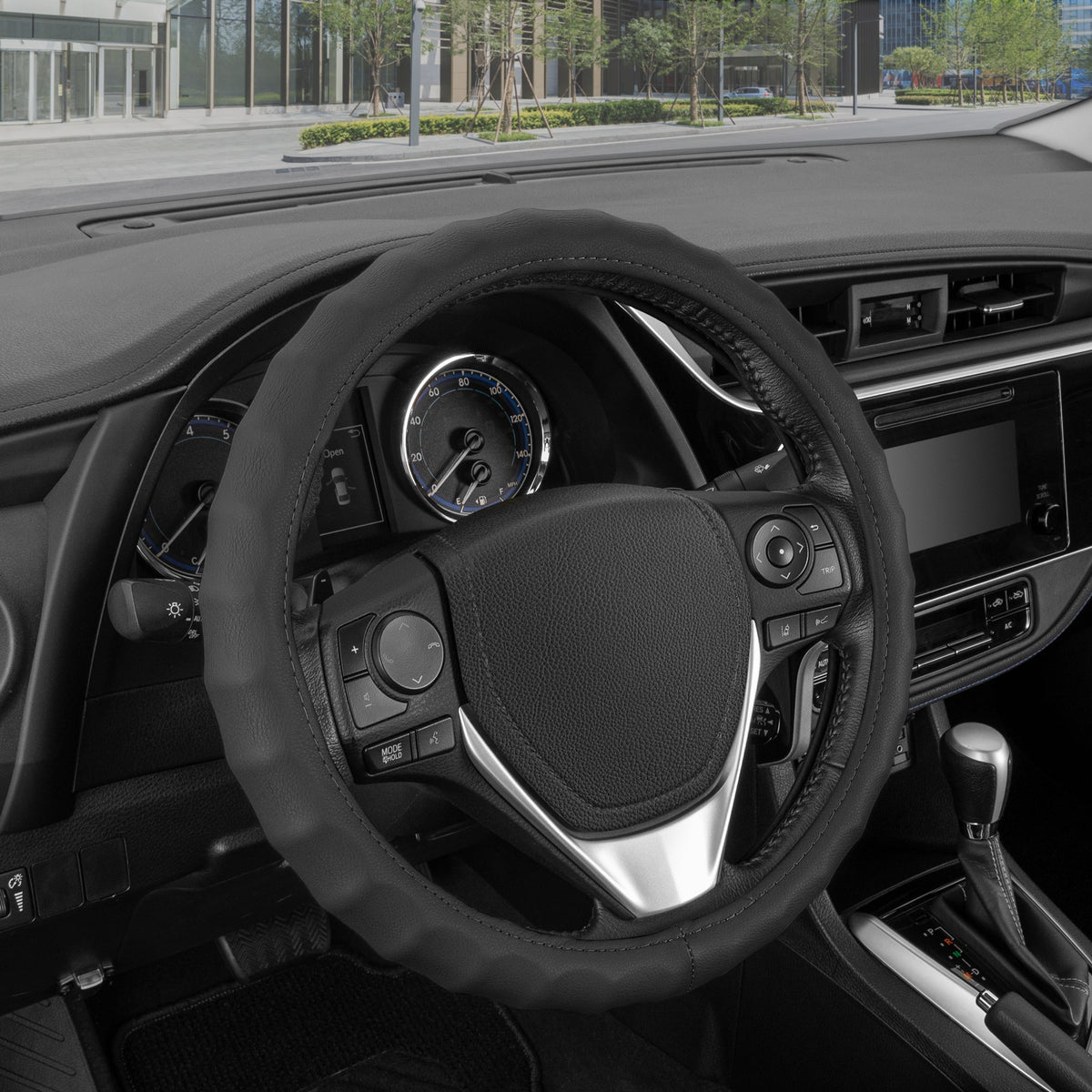 MotorTrend Ergonomic Original Leather Steering Wheel Cover S (Fits 13.5' - 14.5')