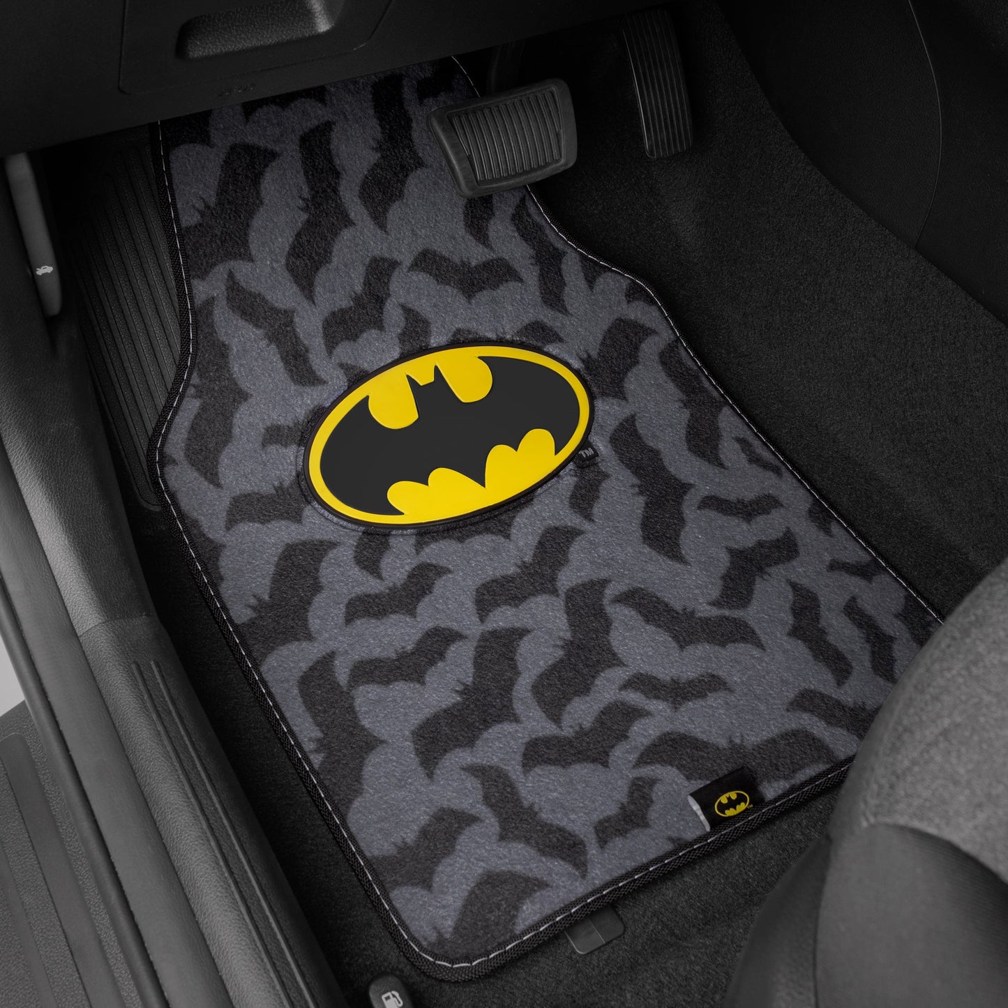 Warner Bros DC Comics 4-Stück Batman Logo mit Bat Background Front Floor Mats