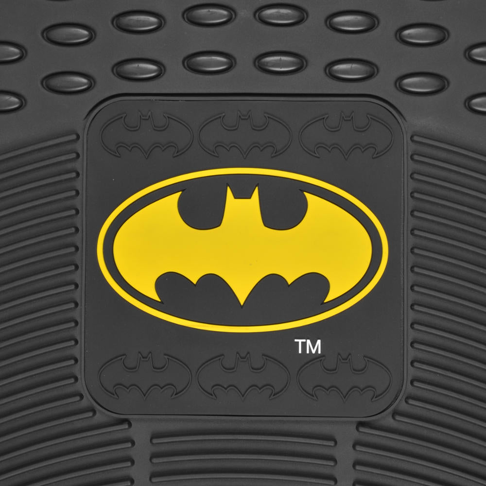 BDK Armored Super Hero Car Floor Matts - Offiziell lizenzierte DC Comics - All Weather Heavy Duty Auto Interieur Liners für Auto Truck Van SUV (Mehrere Stile)