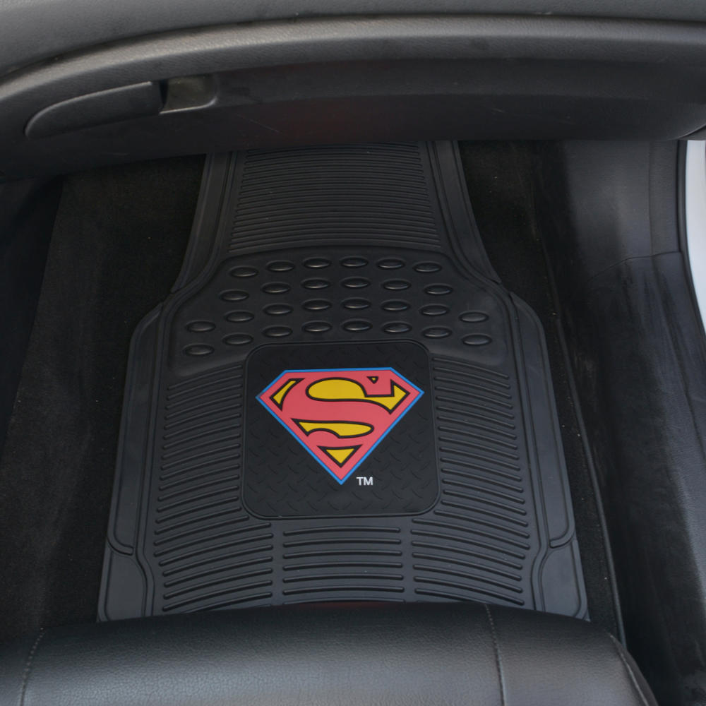 BDK Armored Super Hero Car Floor Matts - Offiziell lizenzierte DC Comics - All Weather Heavy Duty Auto Interieur Liners für Auto Truck Van SUV (Mehrere Stile)