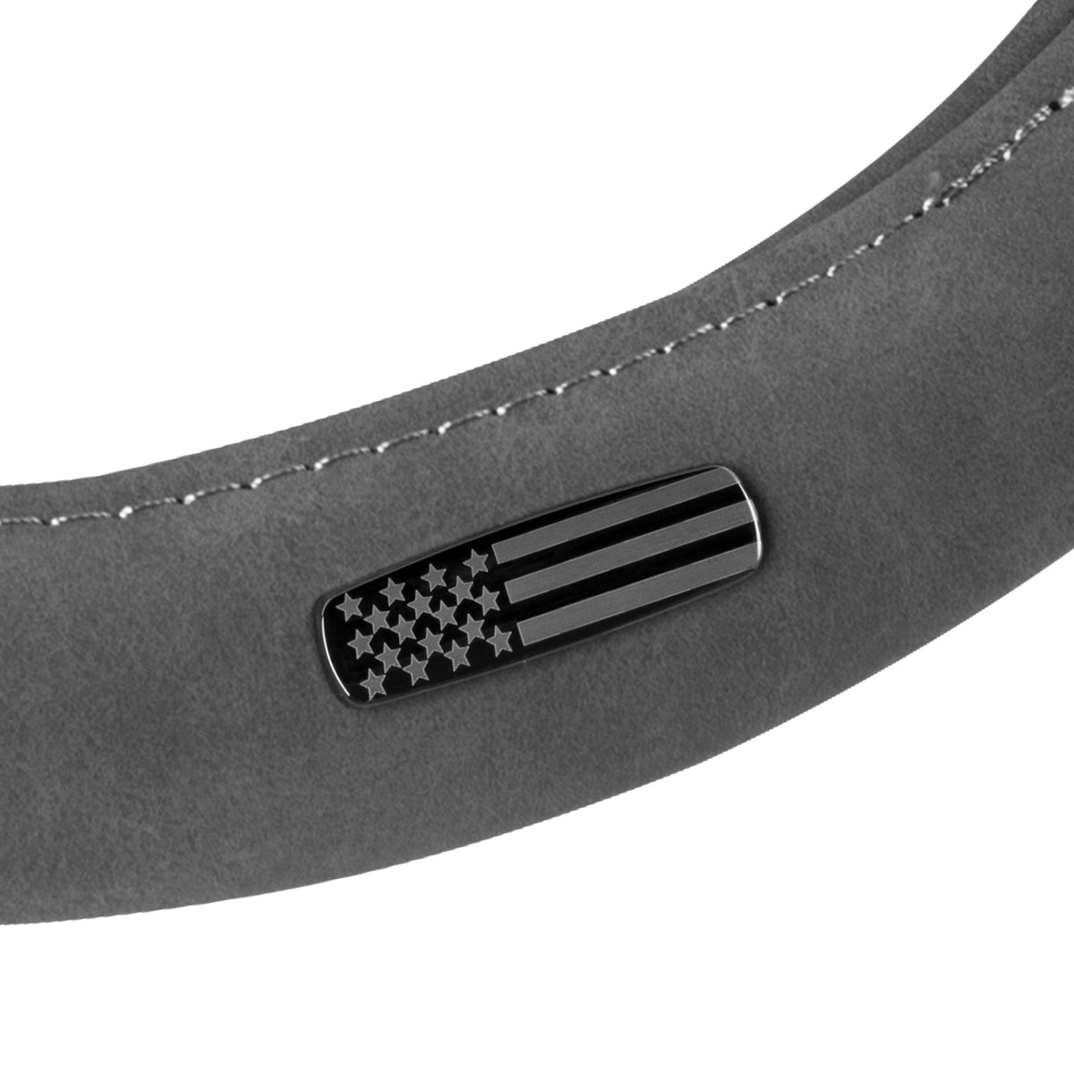 Cat® Honor Line Flux Lederlenkrad Abdeckung w Metall Flag Emblem, Grau Lederette, Standard 14.5-15.5 Zoll, Non Slip Komfort, Auto Lenkrad Abdeckung für Auto Truck SUV, Auto Zubehör